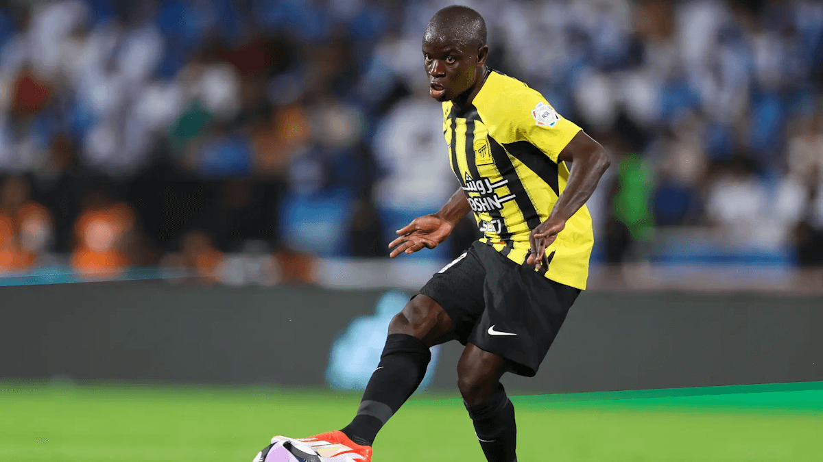 坎特加盟费内巴切：土超豪门终结史诗级转会拉锯战