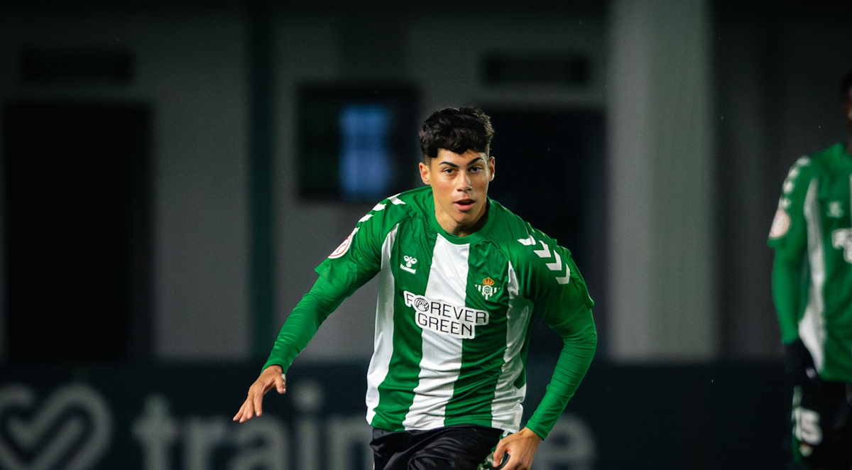 欧冠青年联赛：国际米兰U19 vs 皇家贝蒂斯U19前瞻——圣西罗火花四溅