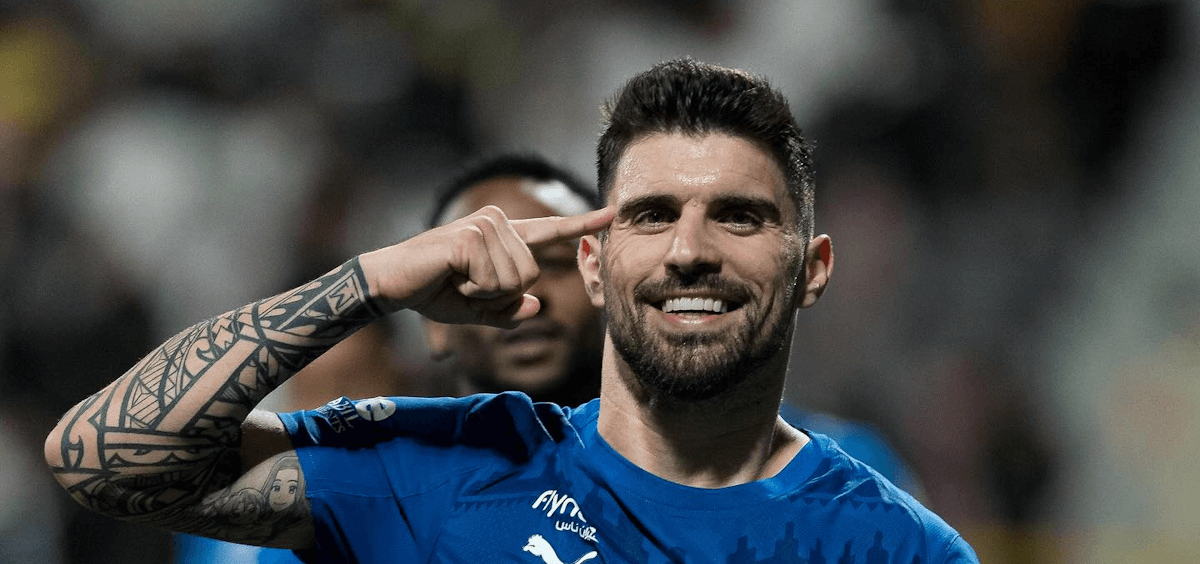 沙特联赛焦点战：青年人迎战新月，豪门冲击榜首