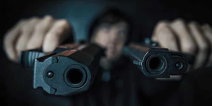 荷兰赌场惊天内鬼劫案告吹:主谋摔断胳膊,检方竟求缓刑? 荷兰赌场惊天内鬼劫案告吹:主谋摔断胳膊,检方竟求缓刑?