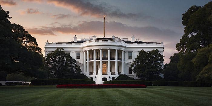 乔·罗根警告：白宫UFC赛事恐成袭击目标，