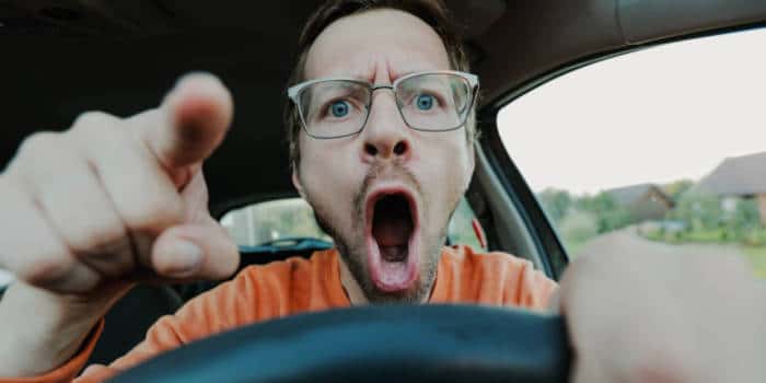 19岁小伙上班路上喜中53万美元巨奖,人生瞬间逆转 19岁小伙上班路上喜中53万美元巨奖,人生瞬间逆转