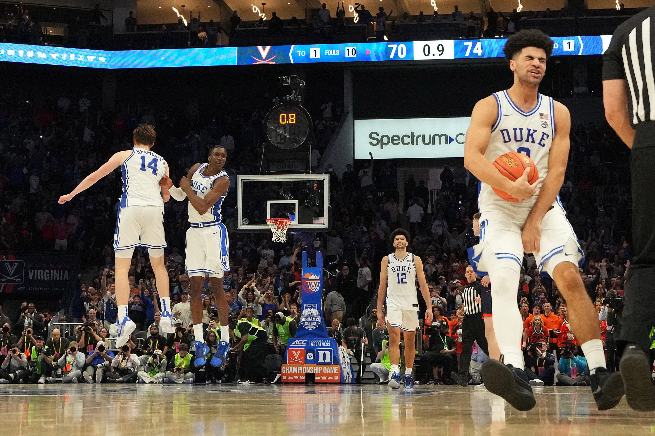 NCAA疯狂三月：杜克巨额让分盘藏玄机，大小分走势揭秘