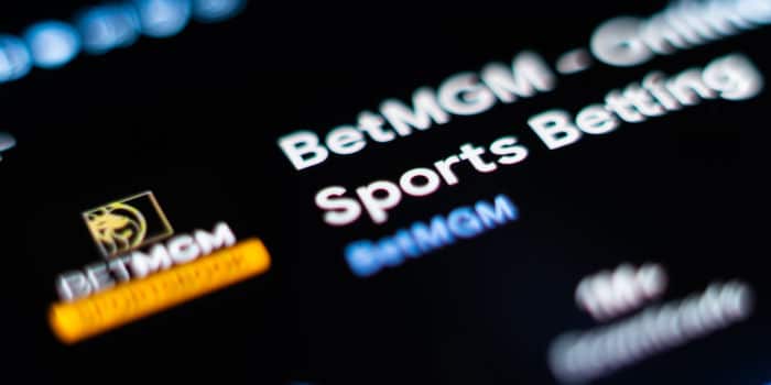BetMGM全面叫停信用卡支付：博彩业巨头集体转向，深层原因揭秘