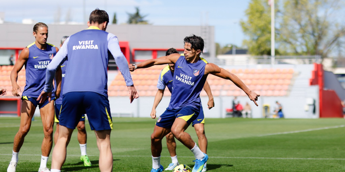 西甲焦点战：巴萨客战马竞，榜首之争白热化，床单军团能否止颓？