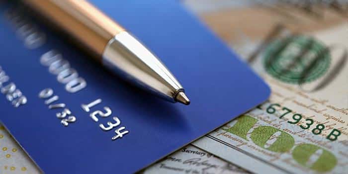 美联储报告：移动体育博彩合法化与信用违约率飙升的隐秘关联