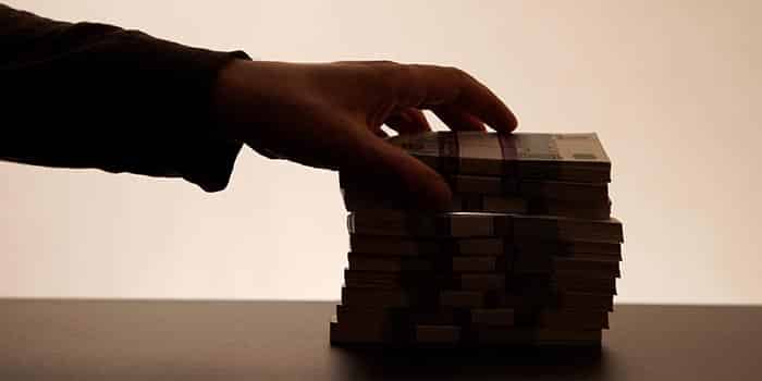 拉斯维加斯赌场惊爆内鬼盗窃案：三名员工涉嫌卷走30万美元