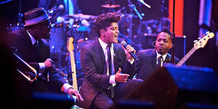 布鲁诺·马尔斯荣获拉斯维加斯街道命名，传奇地位再升级