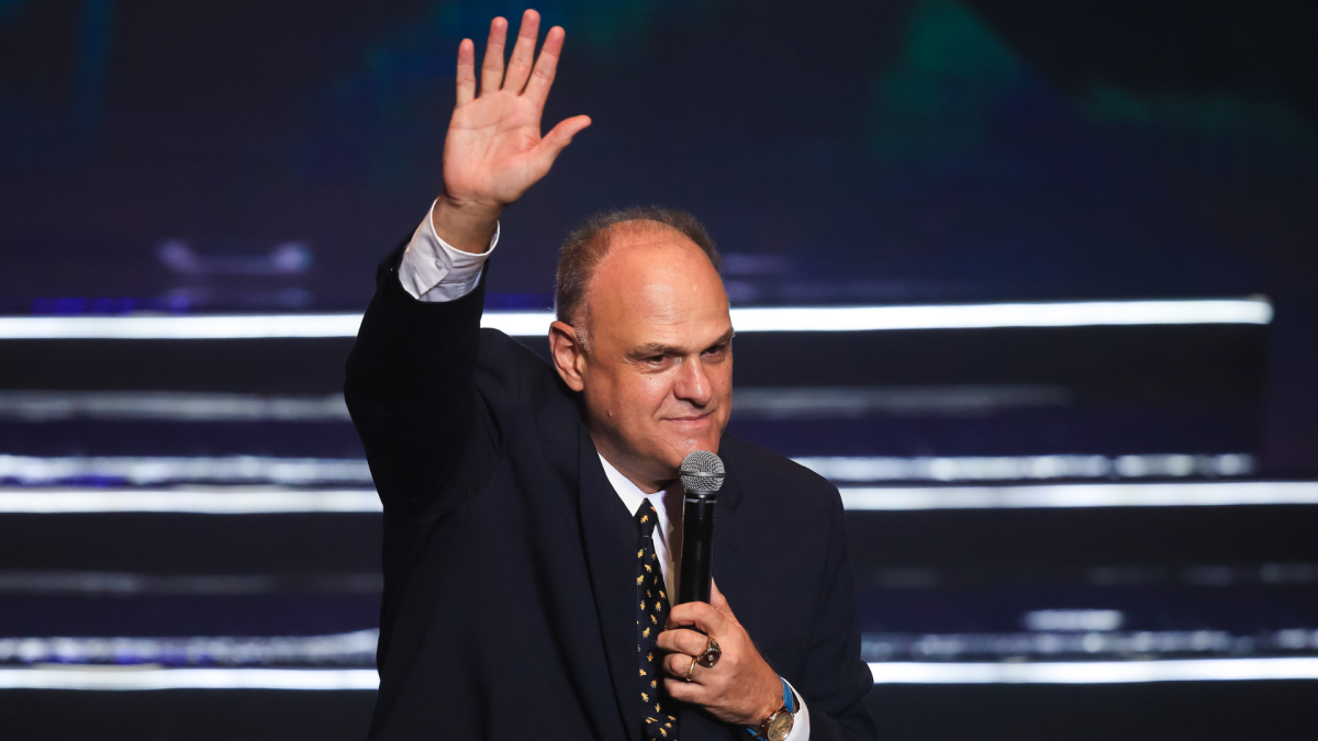 巴西篮球传奇奥斯卡·施密特逝世：无冕之王，永恒的“圣手”