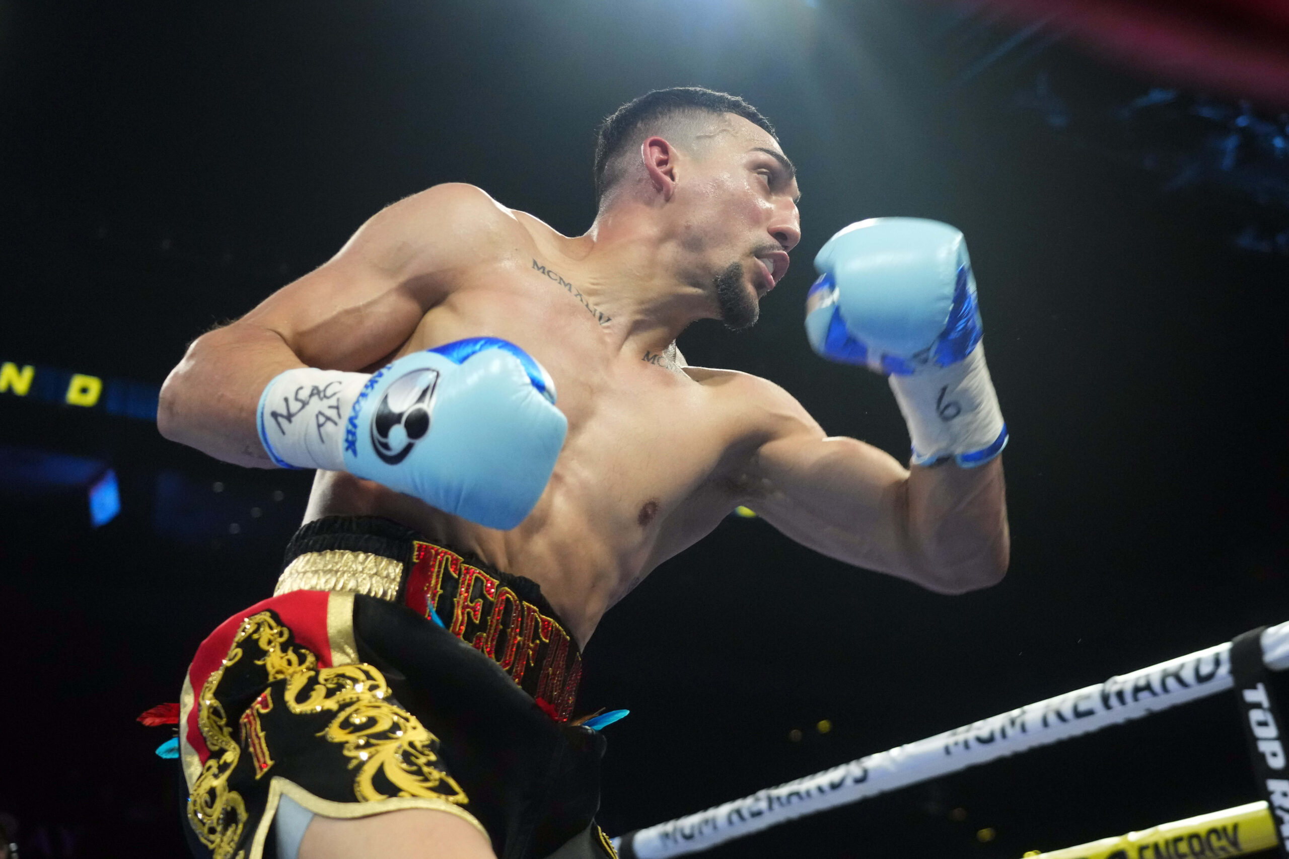 洛佩兹VS史蒂文森：WBO次中量级拳王争霸战深度分析与投注建议