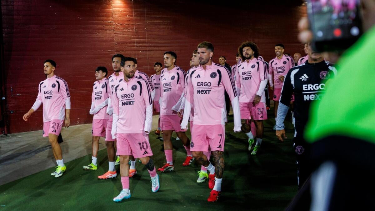 梅西赛后怒闯裁判室?联盟官方回应:虚惊一场,不予处罚 梅西赛后怒闯裁判室?联盟官方回应:虚惊一场,不予处罚