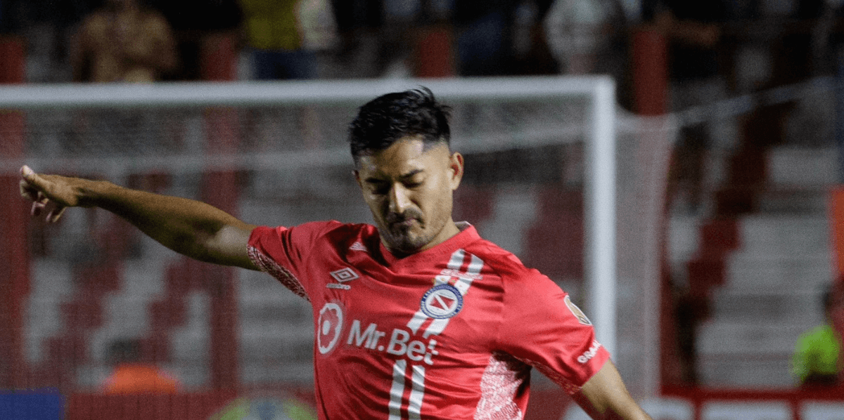 阿甲前瞻：阿根廷青年人 vs 巴拉卡斯中央，深度解析与投注指南