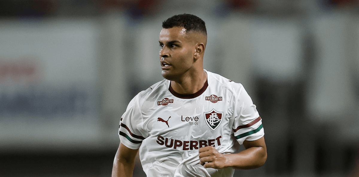 巴甲前瞻：弗鲁米嫩塞主场迎战巴拉纳竞技，谁能抢占先机？