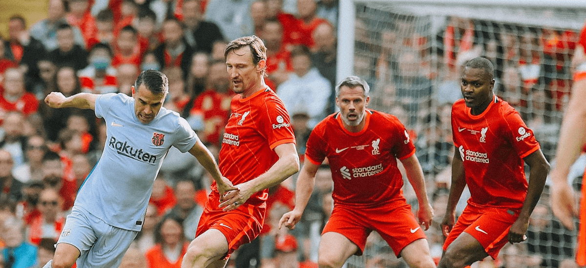 利物浦传奇VS多特蒙德传奇：老兵不死，红军占先机