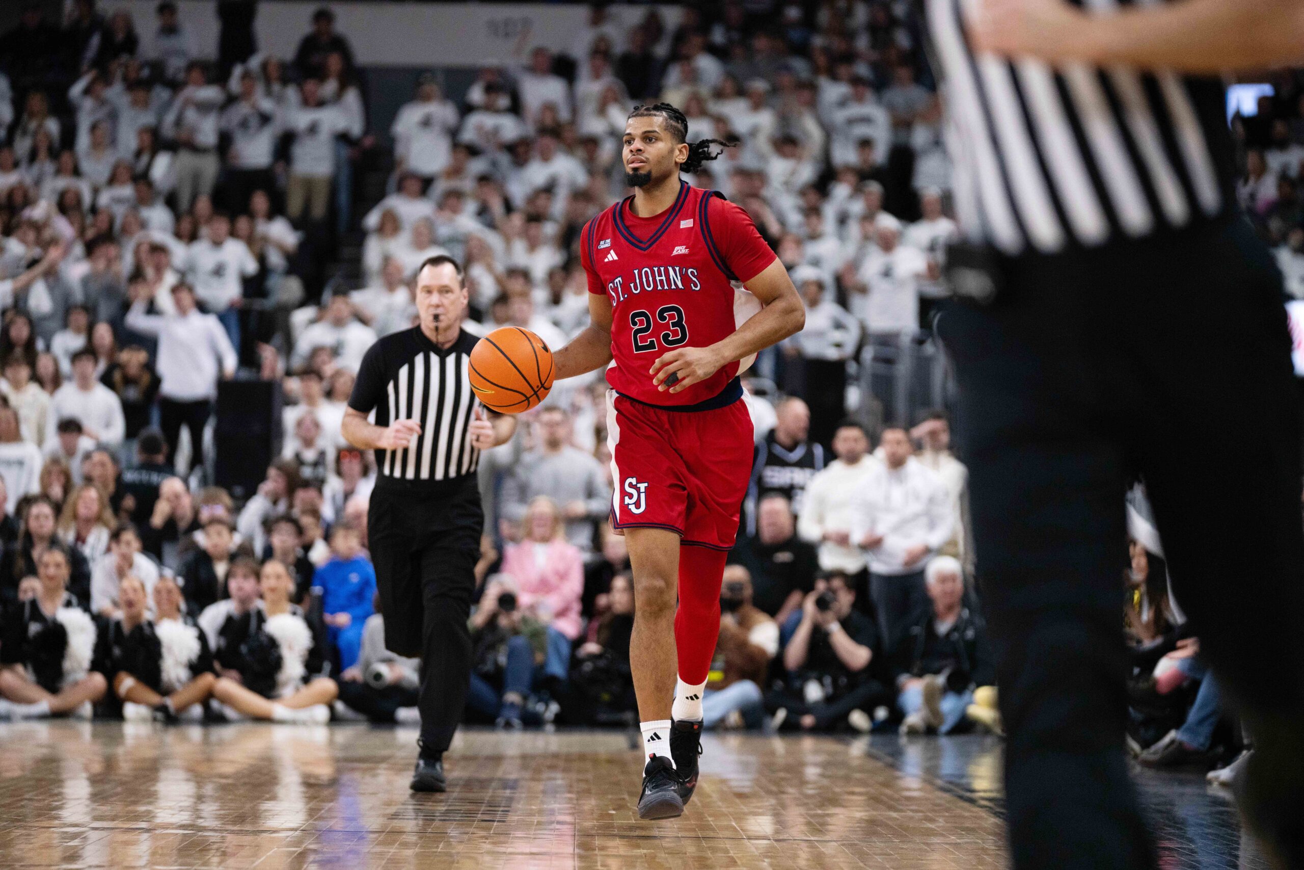 圣约翰大学VS马奎特:NCAA焦点战,红风暴能否横扫金鹰? 圣约翰大学VS马奎特:NCAA焦点战,红风暴能否横扫金鹰?