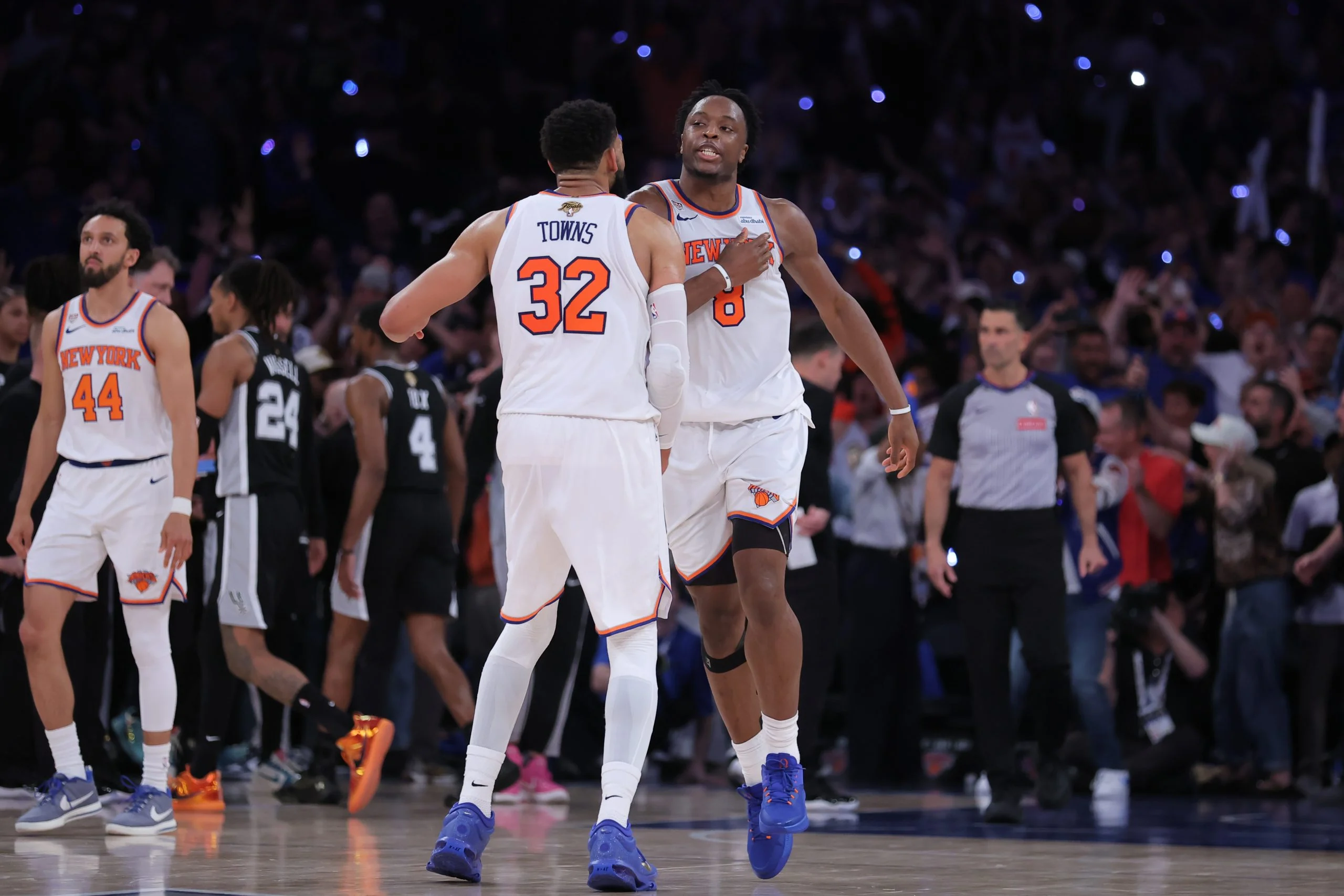 NBA总决赛G5前瞻：尼克斯客场能否封王？马刺背水一战！